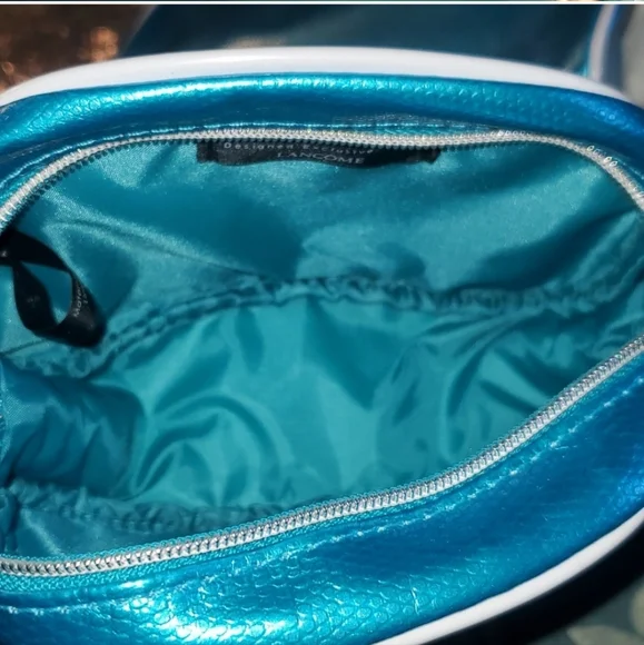 Brand new 2 size blue pouch lancome - Picture 5 of 10